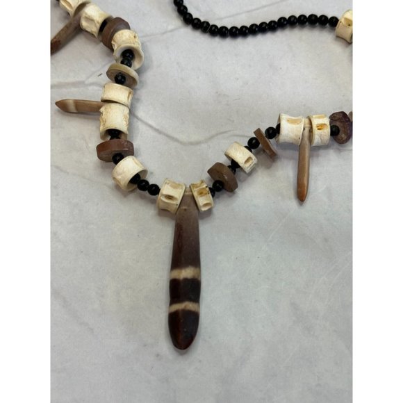 Southwestern Fish Bone Vertebrae Beaded tTribal Necklace - Picture 8 of 9